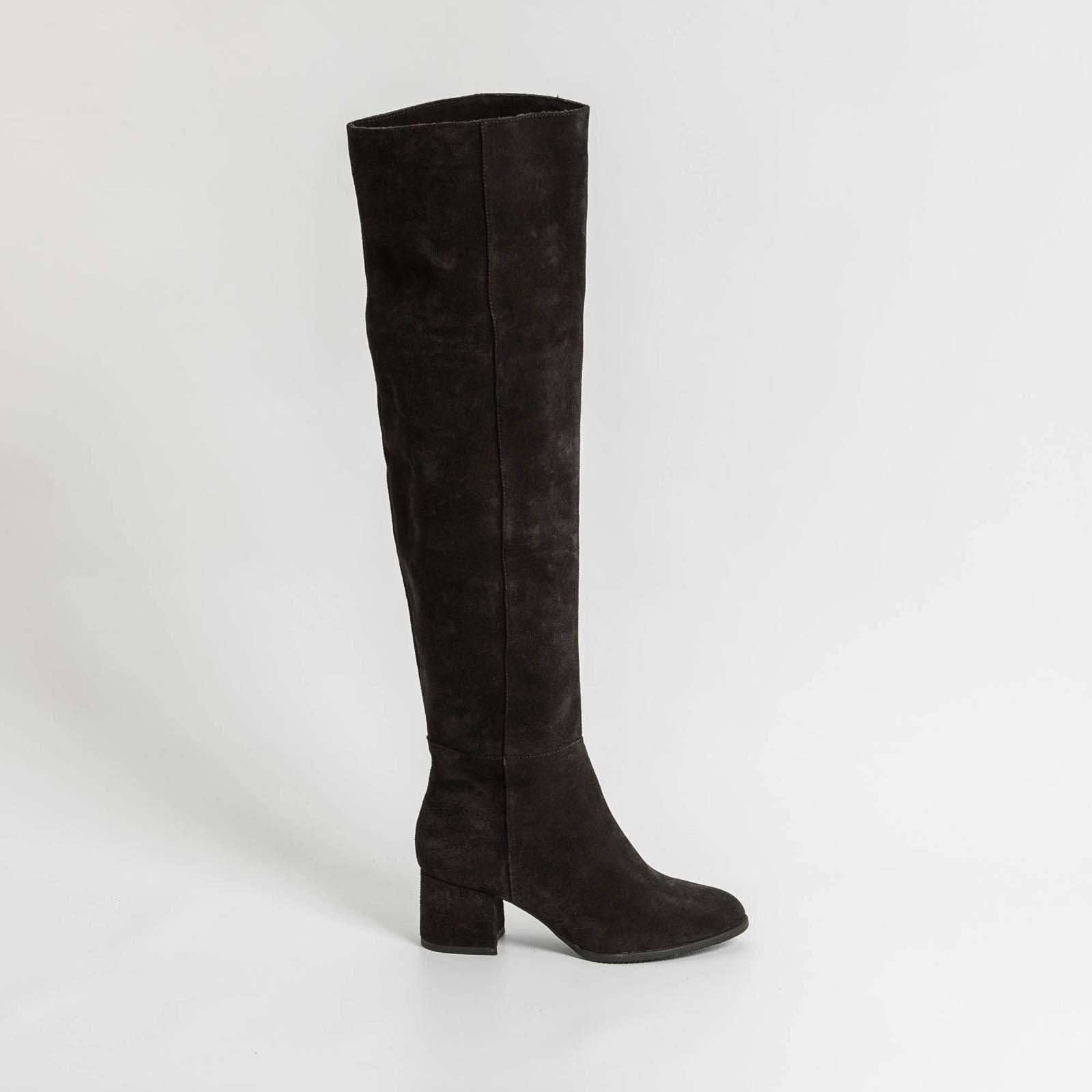 WhatsApp Image 2025-11-17 at 11.41.24 (2) Black Pearl - imagine 1